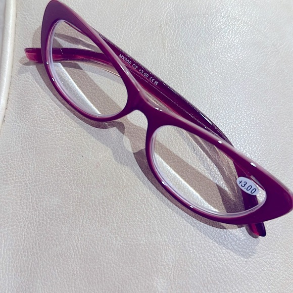Reader Glasses Cat Eye  +3.00  Blue Light Filter - Picture 2 of 4